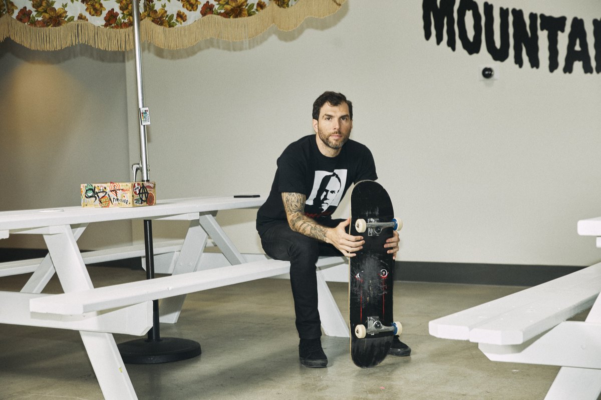 Mike Cessario x Inc Magazine

Had such a great time meeting and photographing the CEO of one of my favorite projects 
Liquid Death CEO Mike Cessario on an assignment for Inc Magazine.

📷 | G L Askew II