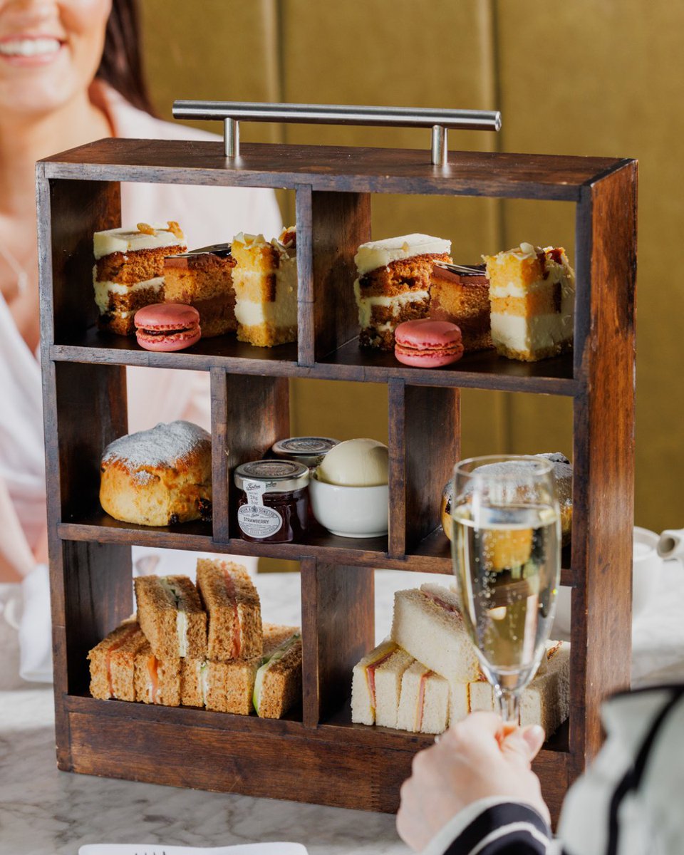 thecubebham's tweet image. Pinkies up, pastries stacked, and the kettle’s always on. ☕

It’s #AfternoonTeaWeek, and we’re fully embracing the sweet life. 🍰

Enjoy your afternoon tea with a view at Marco Pierre White Birmingham.

Book today: bit.ly/3Ue7uRK 

#BizHour #TheCube #Birmingham