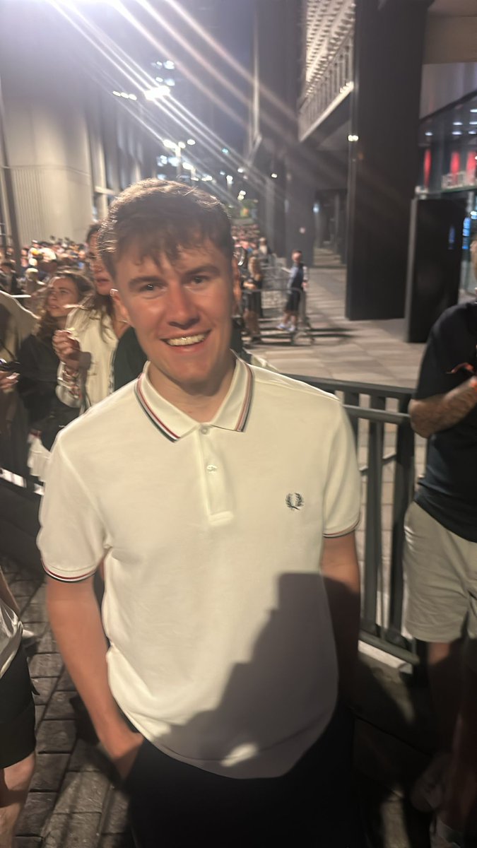 alan charles tweet media