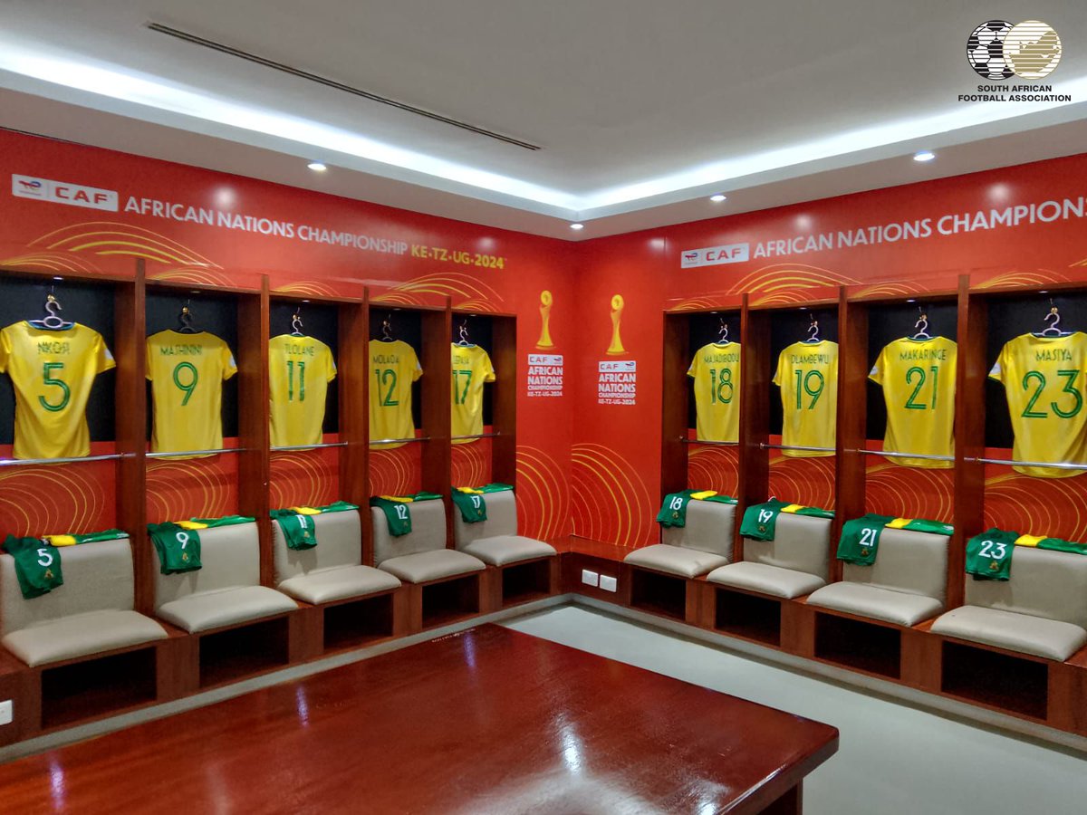 BafanaBafana's tweet image. African Nations Championship 
Group C
South Africa vs Guinea

The South Africa changeroom before kick-off