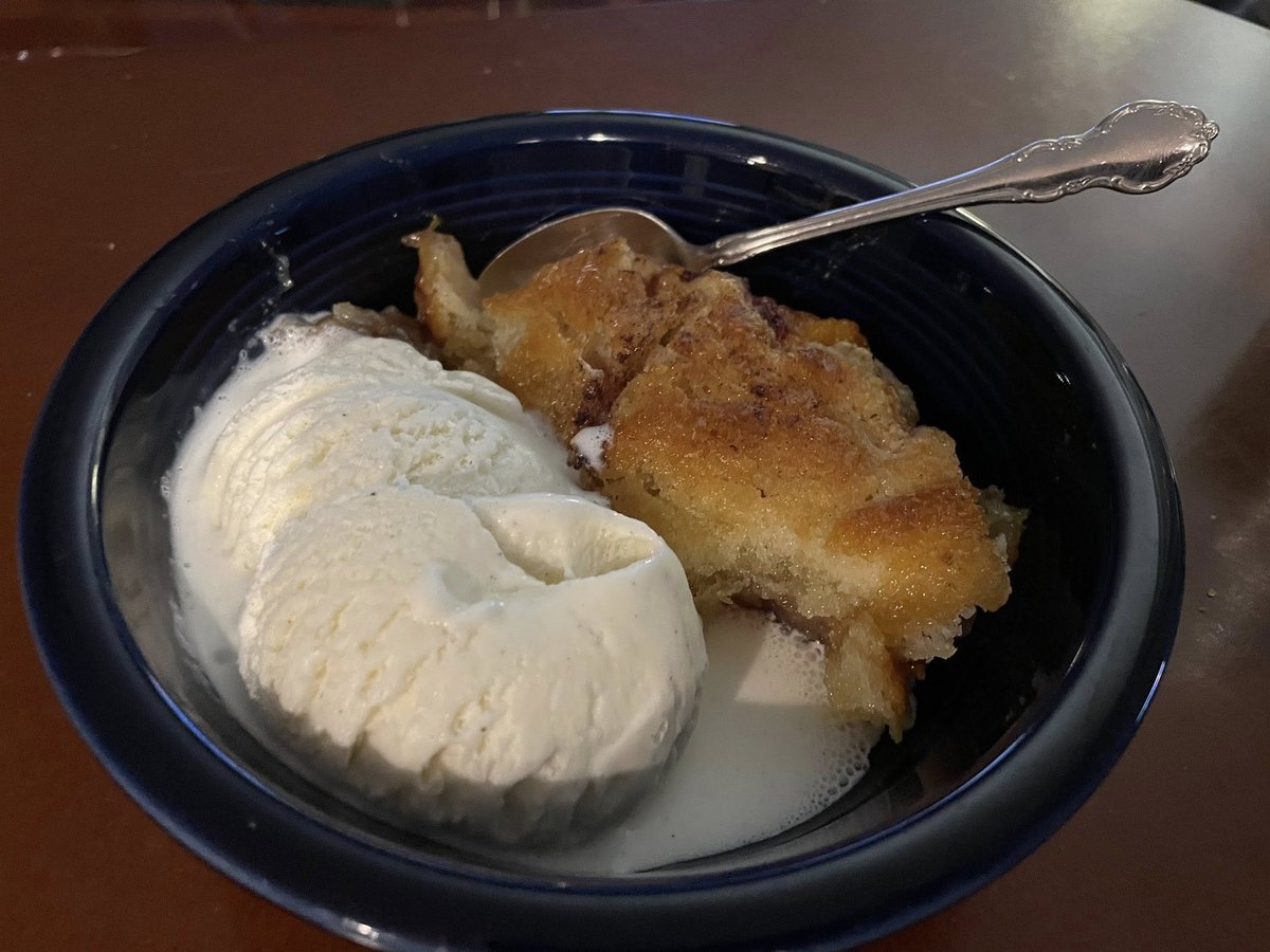 GStephenson_Wx's tweet image. My friends...  It is officially "Peach Cobbler" Season!!! #SpectrumNews1 #Peaches