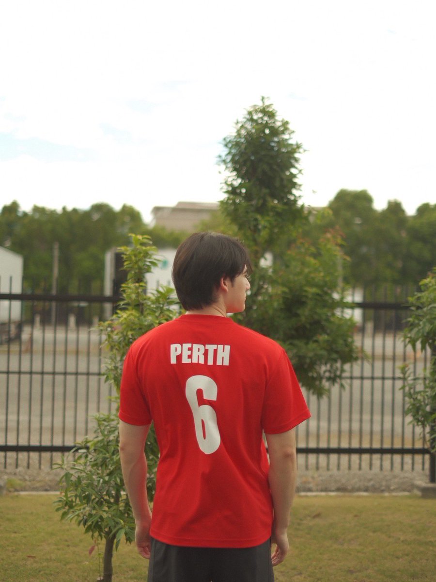 Perth | パース・ナクン tweet media