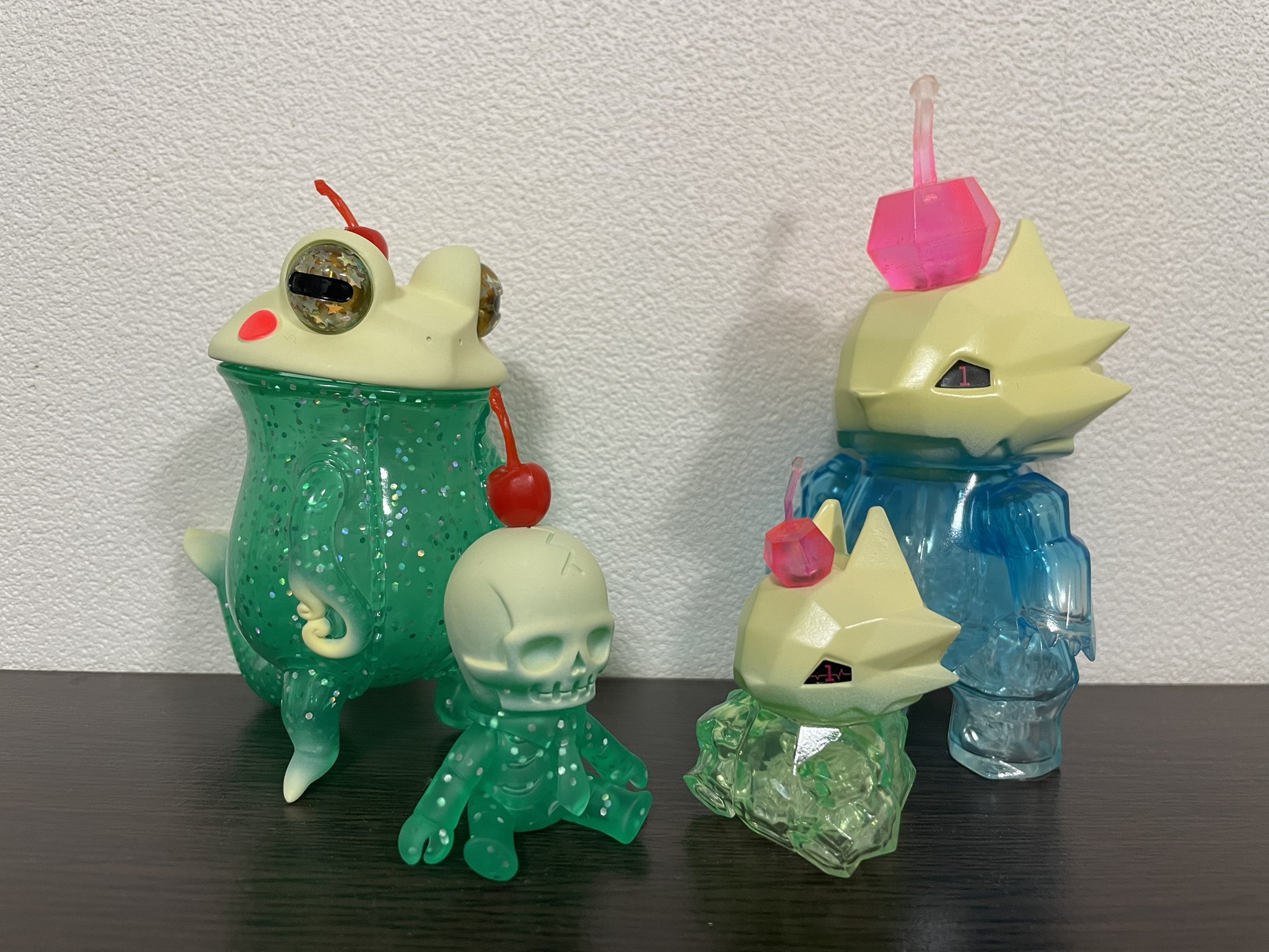 デザフェス nekorat ドラポリゴン クリームソーダ ピンク チェリー付 頂上の豚（自粛中🐽） on X: 