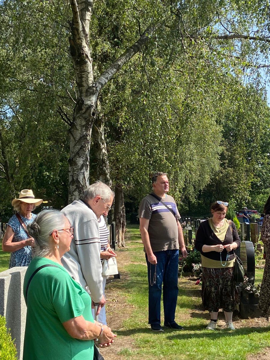 W niedzielę 10 sierpnia na Cmentarzu Południowym odbyły się doroczne modlitwy w intencji ks. Jana Basa i pozostałych kapłanów pracujących w naszej parafii.