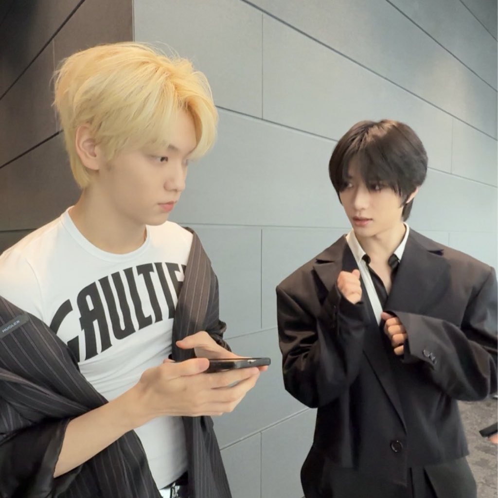 베♡ tweet media