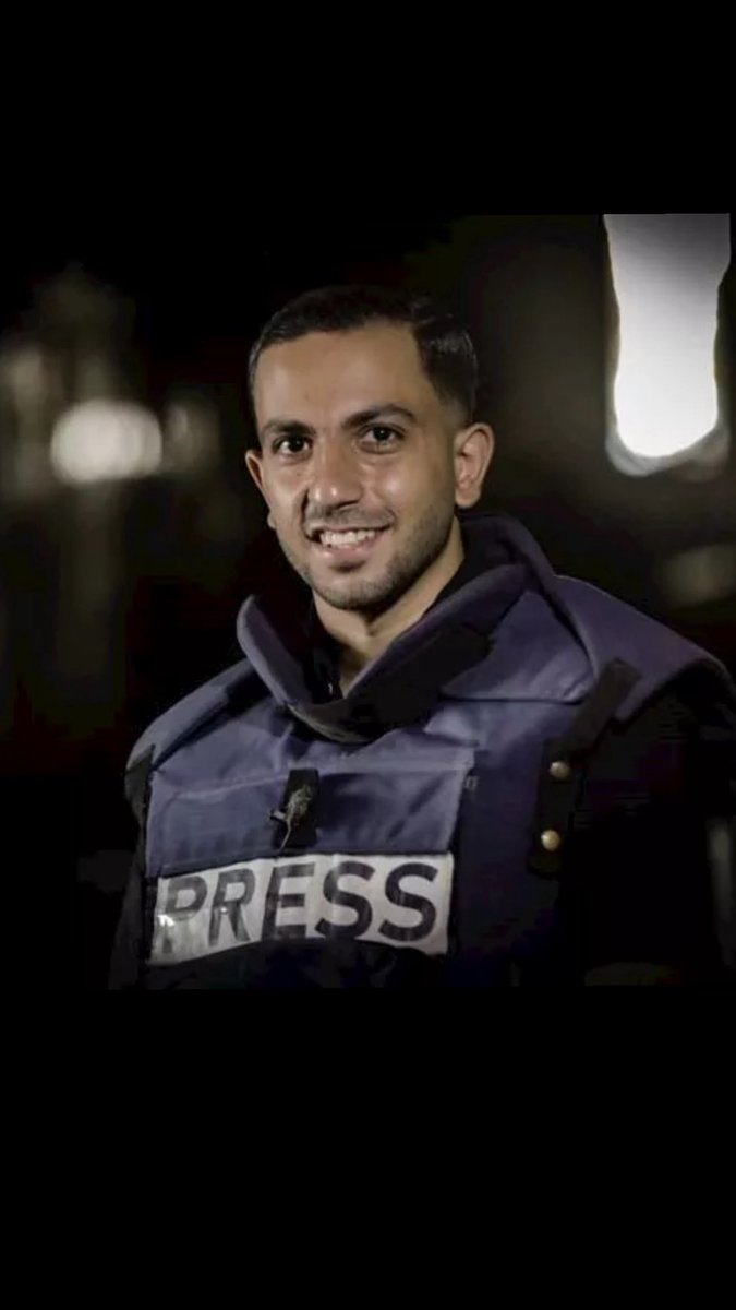 19ahmed89's tweet photo. لقد مات #أنس_الشريف ، لقد هدأت نفسه وارتفعت روحه ، قد لحق بمئات الالاف من ركب الشهداء ، هنيئاً للارواح الطاهرة الشهادة ، اللهم ان اهل غزة قد صبروا صبرا عظيما وثبتوا ثباتا كريما ، اللهم فعجل المدد ، واكتب النصر والسلام لهم ، اللهم وعليك باعدائهم فأنهم لا يعجزونك . https://t.co/LxFtE3bpvd