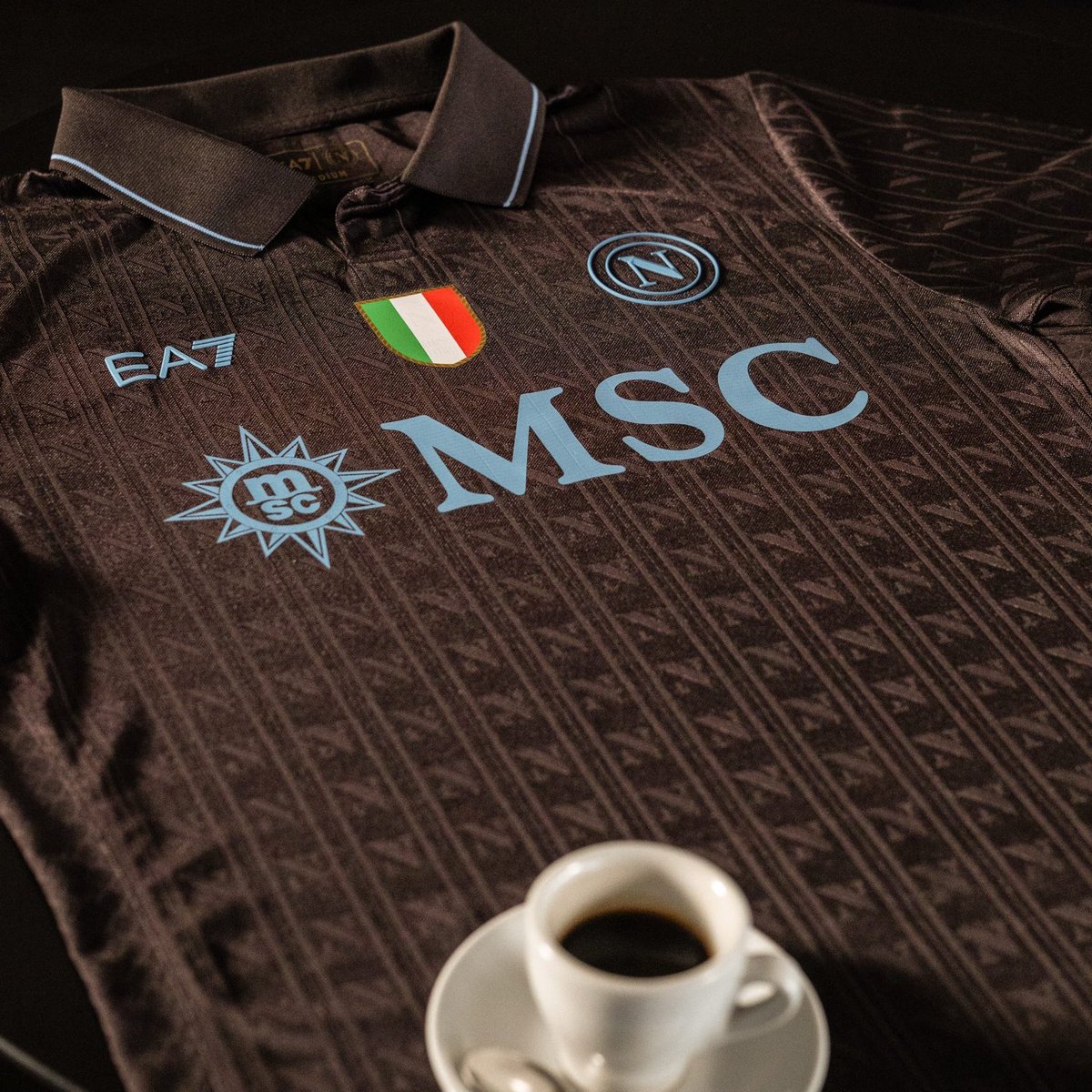 Napoli, this shirt roasts.