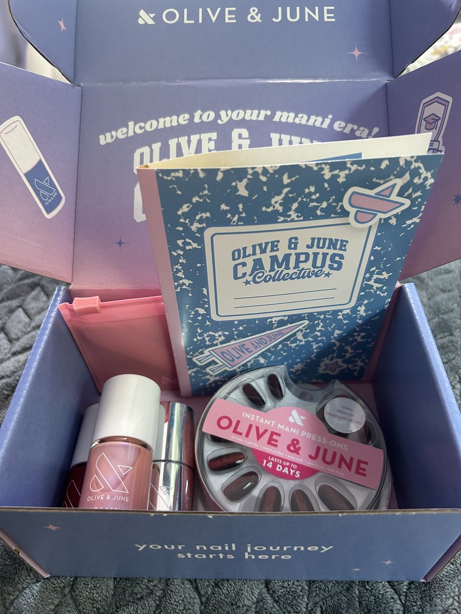 AlexandraThut's tweet photo. Thank you so much @theoliveandjune for the welcome gift!!! https://t.co/gae223wwzB