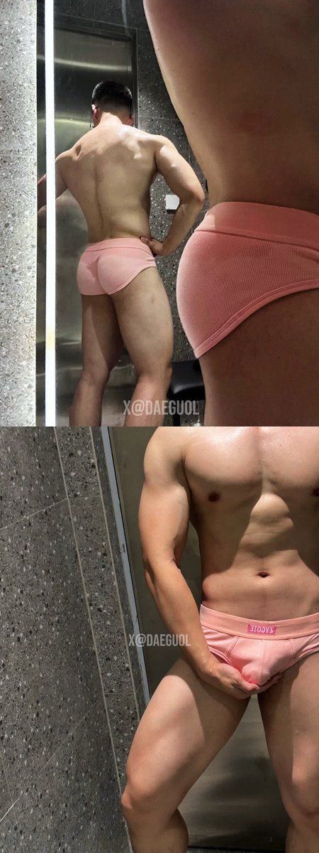 Seldom_x tweet media