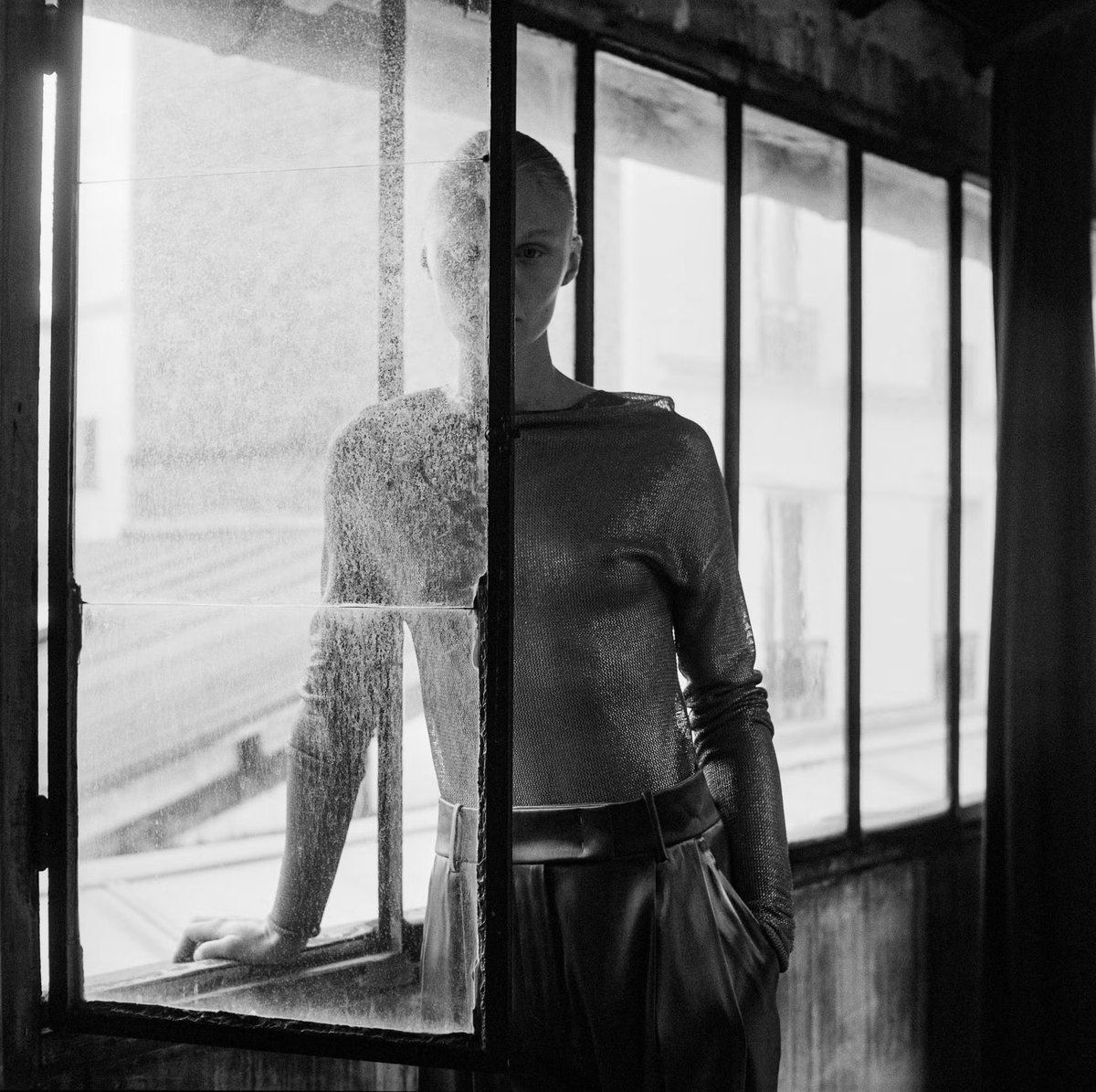 I profiled THE Giorgio Armani for the September issue of <a href="/ELLEmagazine/">ELLE Magazine (US)</a>. We talked about why Gen Z loves his vintage designs, why quiet luxury is too “elementary” for him, and how current fashion became spectacle over substance. elle.com/fashion/a65491…