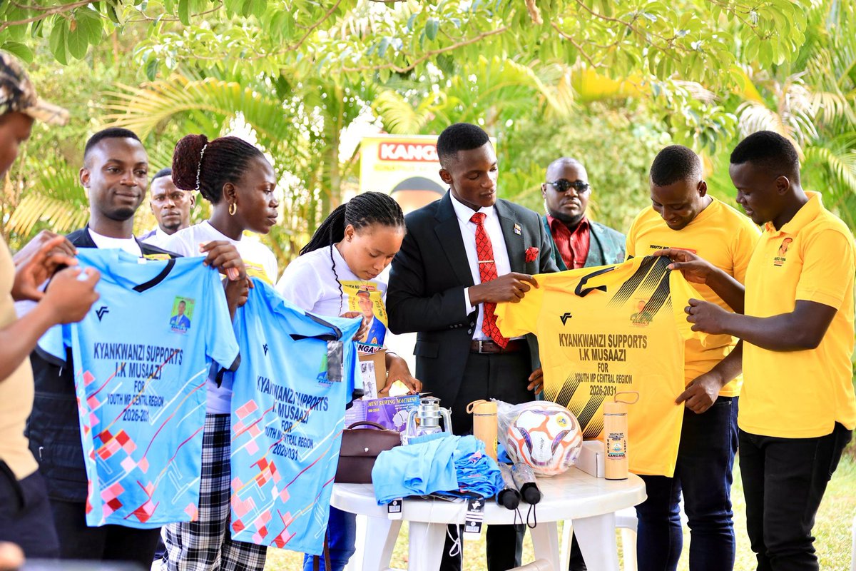 Johns Robert🇺🇬 (@ssekabuzar) on Twitter photo <a href="/newvisionwire/">The New Vision</a> Kangave Ignatius Musaazi is the best candidate in this race
Central Region delegates, let's support the agenda "Inclusion in Diversity"
Ono ye waffe☑️ <a href="/newvisionwire/">The New Vision</a> Kangave Ignatius Musaazi is the best candidate in this race
Central Region delegates, let's support the agenda "Inclusion in Diversity"
Ono ye waffe☑️