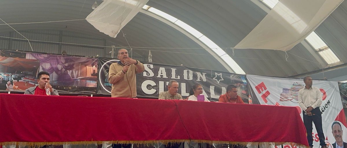 AntorchaChimal's tweet photo. .@aperezzamorano, dirigente estatal de #Antorcha, se reúne con líderes sociales de #Chimalhuacán

– Los líderes sociales de diversas colonias y barrios que simpatizan con #Antorcha en Chimalhuacán, asistieron a la conferencia “El imperio y la humillación de los débiles” https://t.co/Gj3gMPga1Y