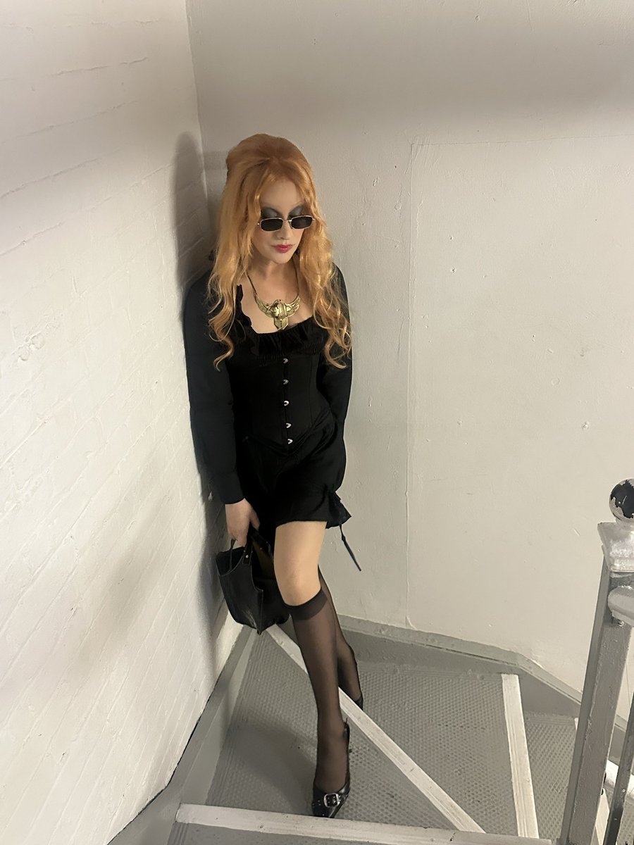 JinkxMonsoon's tweet photo. mary todd clocking in for press day https://t.co/y6tnnntQL1