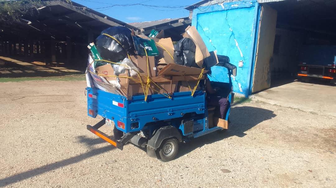 ♻️ Los trabajadores de la UEBR #Trinidad realizan recuperación de materiales reciclables en el sector estatal

✍️La Ley 1288 obliga a las entidades estatales a establecer contrato de trabajo con la Empresa de Recuperación de Materias Primas de su territorio

🌟#RecuperamosVALORES