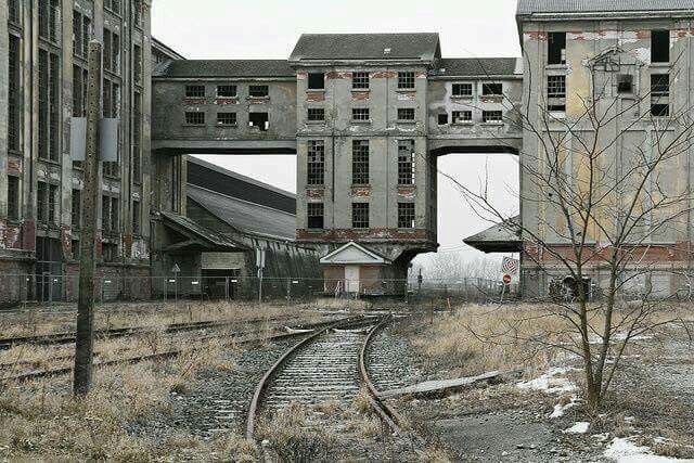BullMooseProj's tweet photo. A "strong" currency means nothing if your factories are empty. https://t.co/LwVEMmBdGB