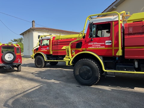 🟠🔥🌳 VIGILANCE ORANGE FEUX DE FORÊT | En Lot-et-Garonne, la vigilance élevée feux de forêt est prolongée (niveau 3 sur 5).
👨‍🚒 Dans ce contexte, 58 sapeurs-pompiers en provenance des départements de Nouvelle-Aquitaine, accompagnés d'une vingtaine de véhicules supplémentaires ont