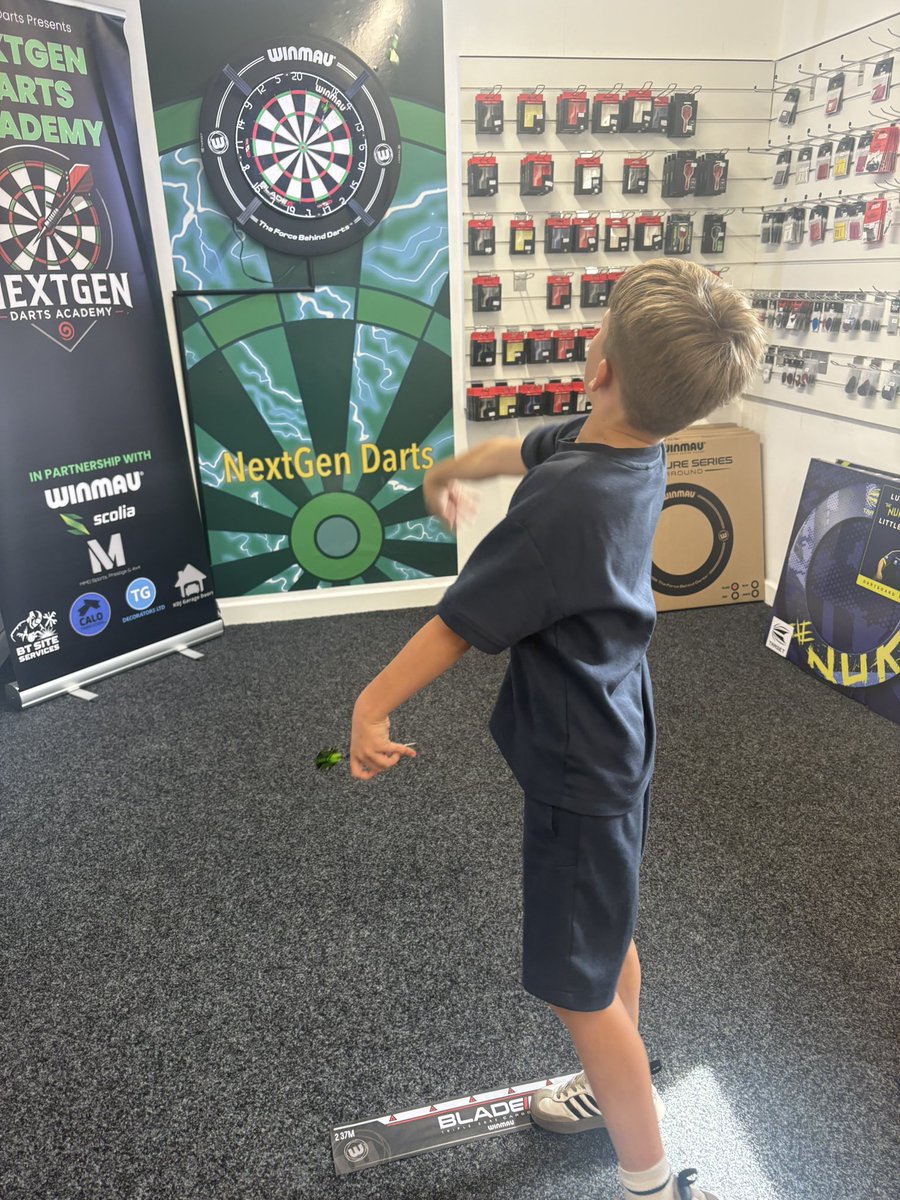 teddy superted🐻 robinson tweet media