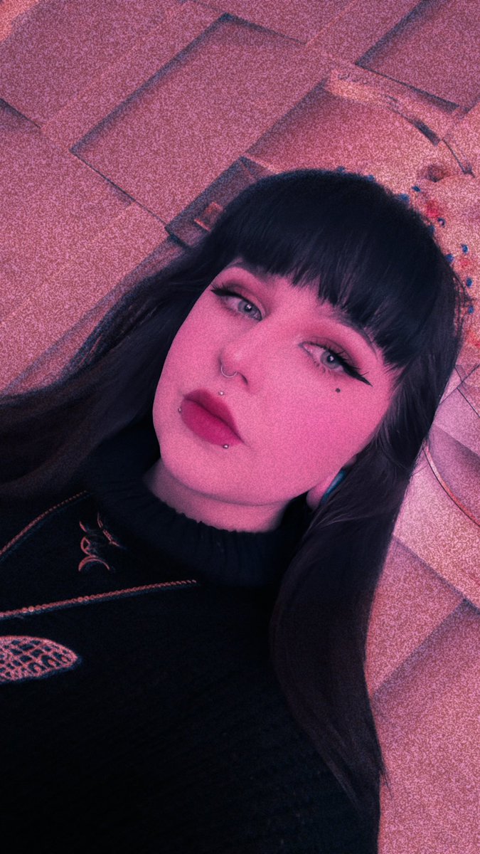Void Maiden of Terra ⚫️ tweet media
