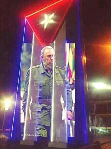 Vámonos,ardiente profeta de la aurora,
por recónditos senderos inalámbricos,
a liberar el verde caimán que tanto amas.
El <a href="/minalcuba/">Ministerio de la Industria Alimentaria de Cuba</a> inicia jornada de actividades en saludo al 99 cumpleaños del Comandante Fidel Castro.
#FidelPorSiempre 
#MinalXCuba