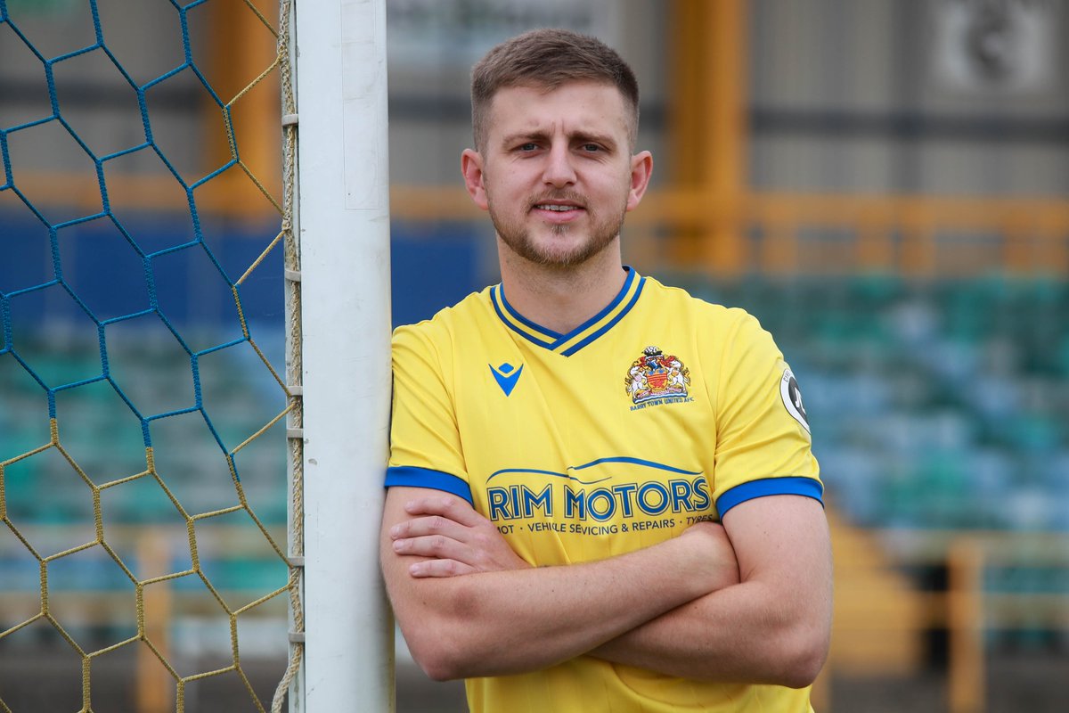 Perry Dobbins Photography (@perrydobbins1) on Twitter photo Keston Davies (<a href="/KestonDavies7/">Keston Davies</a>) made his <a href="/BarryTownUnited/">Barry Town United</a> <a href="/CymruLeagues/">JD Cymru Leagues 🏴</a> Premier debut away to <a href="/LlanelliReds/">Llanelli Town AFC</a> on Friday. He came close with this excellent shot on target only for the ‘keeper to just turn it around the post. Keston Davies (<a href="/KestonDavies7/">Keston Davies</a>) made his <a href="/BarryTownUnited/">Barry Town United</a> <a href="/CymruLeagues/">JD Cymru Leagues 🏴</a> Premier debut away to <a href="/LlanelliReds/">Llanelli Town AFC</a> on Friday. He came close with this excellent shot on target only for the ‘keeper to just turn it around the post.