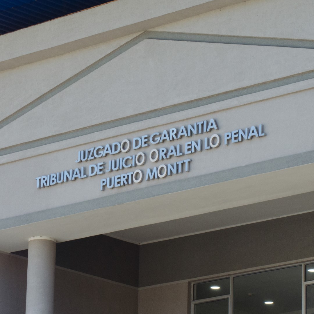 Defensor Penitenciario de Chiloé, Patricio Pacheco, logró sustitución de pena para interno de Ancud enfermo de cáncer, en base a normas de DD.HH. 

Tribunal decretó arresto domiciliario total y monitoreo telemático en su domicilio hasta el cumplimiento total de la condena.