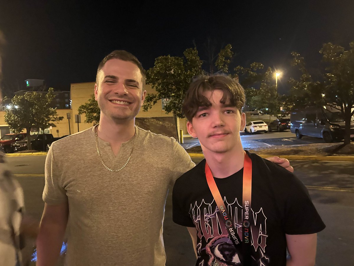 Even though I didn’t do as well as I wanted in bracket it’s okay, because I got to meet and see many great people, and I met one of my biggest inspirations Swift! Wouldn’t be the player I am today without him