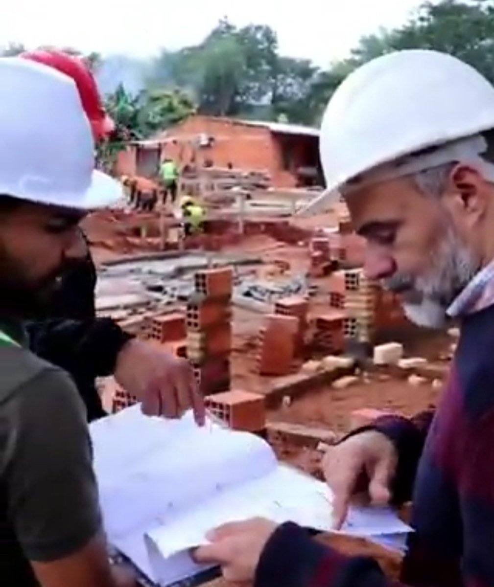 Agenda Paraguay (@agparaguay) on Twitter photo En Limpio ya está en marcha la construccion de las primeras 12 viviendas del proyecto Casamood Isla Aveiro. " Es un paso más hacia el sueño de la casa propia para más familias paraguayas" destacó el ministro del <a href="/muvhpy/">Ministerio de Urbanismo Vivienda y Hábitat</a> <a href="/juancbaruja/">Juan Carlos Baruja Fernández</a> En Limpio ya está en marcha la construccion de las primeras 12 viviendas del proyecto Casamood Isla Aveiro. " Es un paso más hacia el sueño de la casa propia para más familias paraguayas" destacó el ministro del <a href="/muvhpy/">Ministerio de Urbanismo Vivienda y Hábitat</a> <a href="/juancbaruja/">Juan Carlos Baruja Fernández</a>
