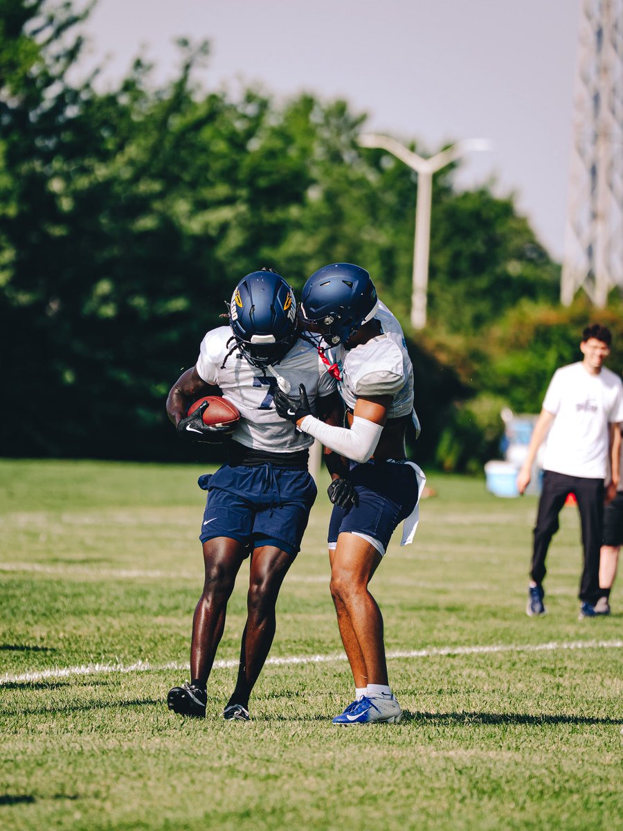 ToledoFB's tweet image. 📍East Rocket Drive 

#TeamToledo