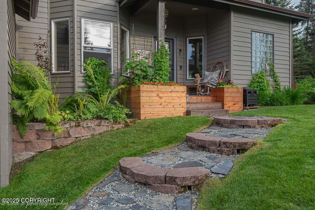 bradsproperties's tweet photo. 15631 Stanwood Circle, Anchorage, AK, 99516
4 bed | 3 bath 3635 Sq. Ft.
Active | 889500
https://t.co/CUaWci3nZP
Nestled in the hillside and surrounded by mature trees, this distinctive property offers exceptional privacy and tranquility in a lush, park-like setting. This... https://t.co/QQkJQJN0NU
