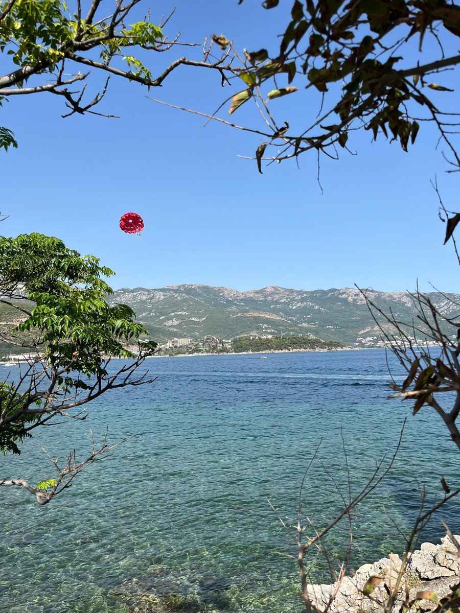 YucelAhsen's tweet photo. Karadağ ( Kotor &amp; Budva &amp; Swet Stefian ) https://t.co/bploHc6KIi