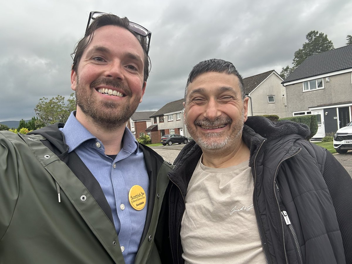 Great evening on the doors in Harestanes – thanks to everyone who stopped for a chat! 🗳️🚪