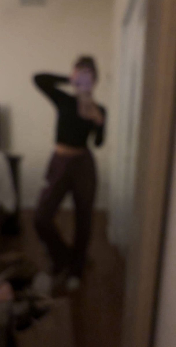 𝒜𝒶𝒾𝓇𝒶 tweet media