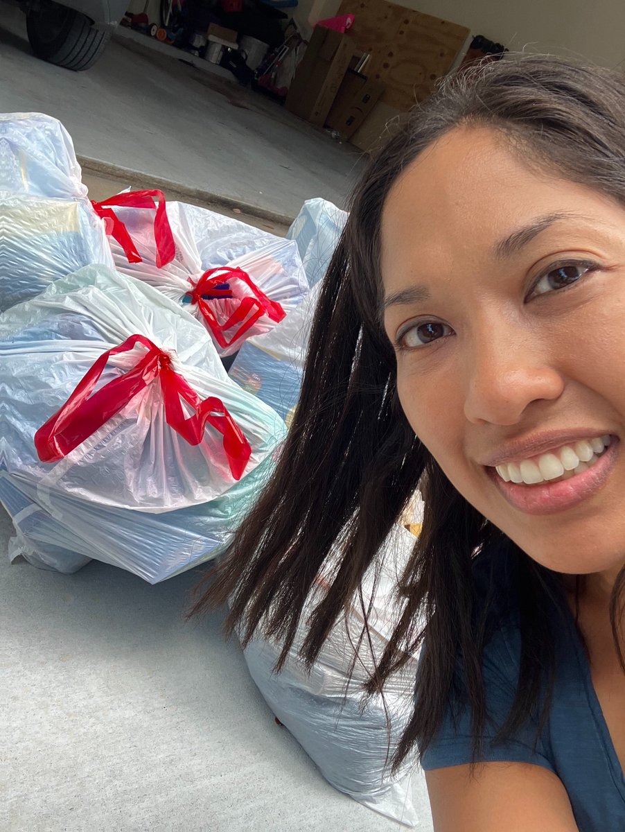 AudreyNathMDPhD's tweet photo. The supply deliveries to title 1 schools continue! Even though wraparound services have been cut, our community continues to fight for our students. Thank you to everyone who donated over the summer! #studentsfirst https://t.co/BYbPRbNZZo