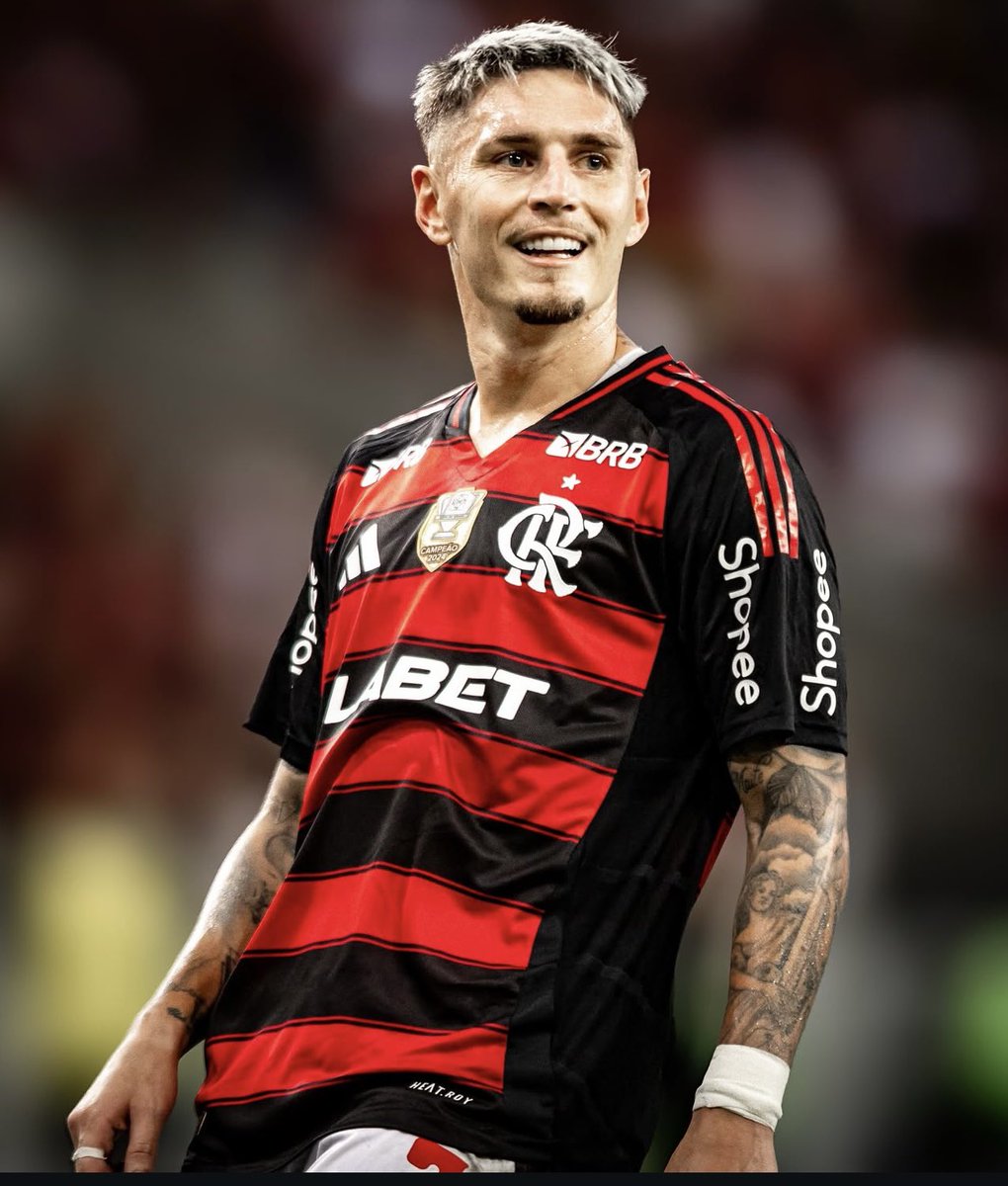 Bruno Lemos (@lemos_santos) on Twitter photo Sobre Guilhermo Varela.
Renovação do contrato do jogador deverá acontecer essa semana.
#Flamengo #CRF <a href="/1MauroSantAnna/">Mauro Sant Anna</a> Sobre Guilhermo Varela.
Renovação do contrato do jogador deverá acontecer essa semana.
#Flamengo #CRF <a href="/1MauroSantAnna/">Mauro Sant Anna</a>
