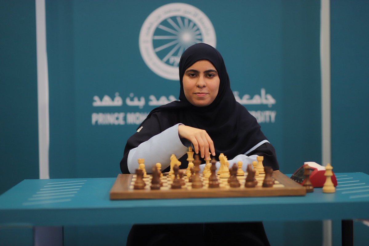الاتحاد السعودي للشطرنج (@ksachess) on Twitter photo 📸 اليـوم الثالث:
"الشطرنج هو كل شيء، فهو فن وعلم ورياضة"
📌تصفيات بطولة المملكة للشطرنج في المنطقة الشرقية بجامعة الأمير محمد بن فهد <a href="/pmuofficial/">جامعة الأمير محمد بن فهد</a> 📸 اليـوم الثالث:
"الشطرنج هو كل شيء، فهو فن وعلم ورياضة"
📌تصفيات بطولة المملكة للشطرنج في المنطقة الشرقية بجامعة الأمير محمد بن فهد <a href="/pmuofficial/">جامعة الأمير محمد بن فهد</a>