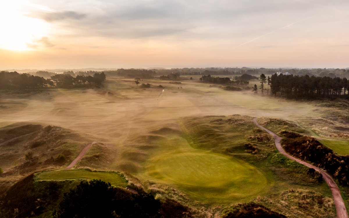 FormbyLadiesGC's tweet image. A stunning early morning view of our heathland links, draped in mist.

One of the best times to play our course for the lucky members who enjoy an early round.