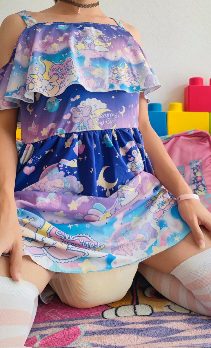 Come on kitty, it's time to go to the park 🩷