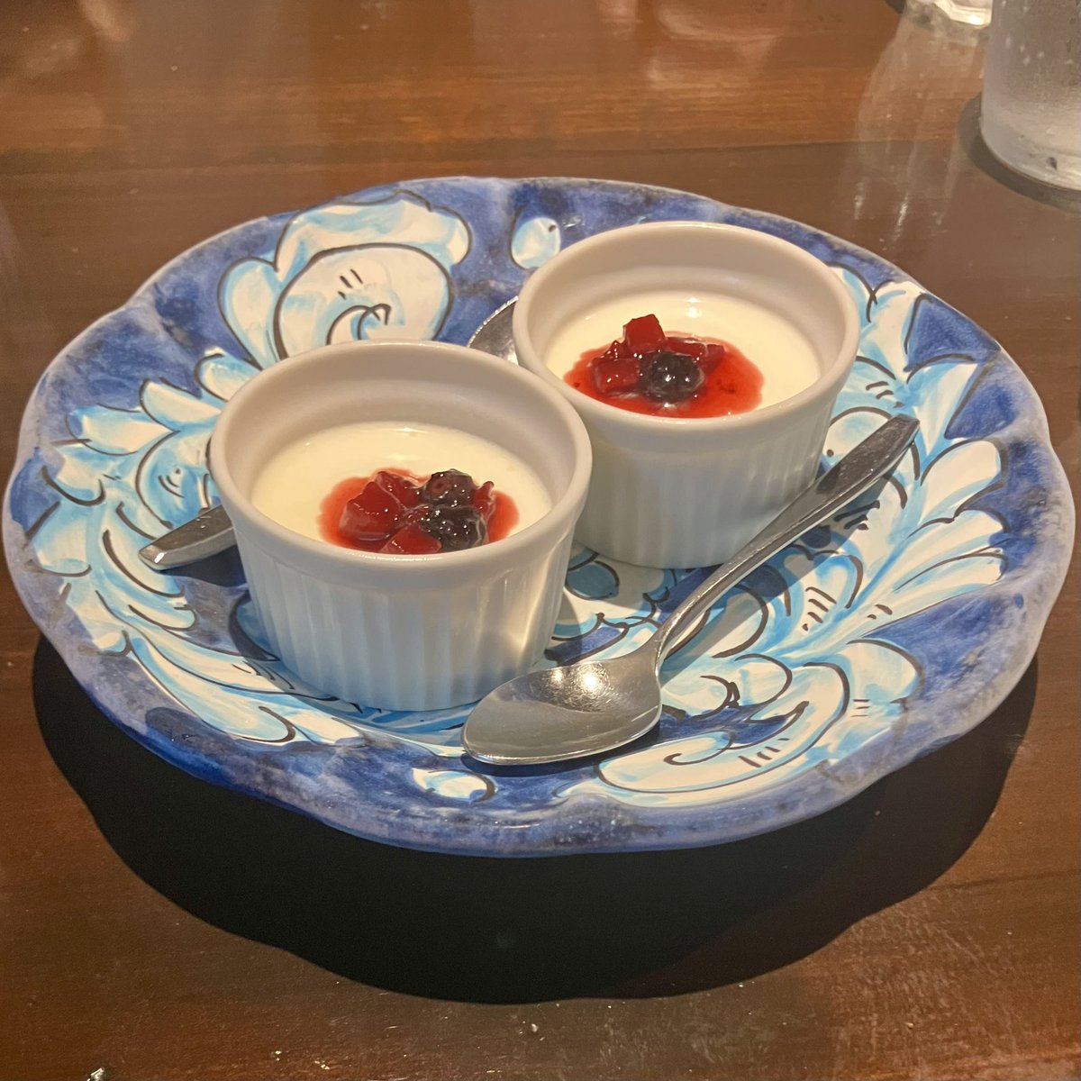 hazukigames's tweet photo. お誕生日当日は店休だったので、1日遅れで予約してもらった。お店の佇まいも素敵で、前菜もパスタもピザもデザートもお世辞抜きに全部美味しくて幸せな気持ちになれた。いつもいっぱいありがとね。

#ダニエルズソーレ #��誕生日 #ごはん https://t.co/jT9IzM9u9H
