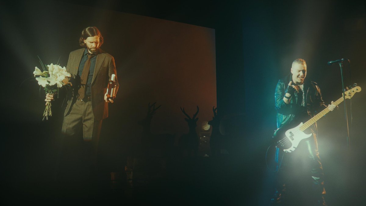 ShowMeTheLoop's tweet photo. The awesome #OldGodsOfAsgard. Being a guiding light in Alan's life since 2010.
May they rock the Earth and the Heavens forever.
#AlanWake2 #VirtualPhotography https://t.co/mGYQtkfnRv