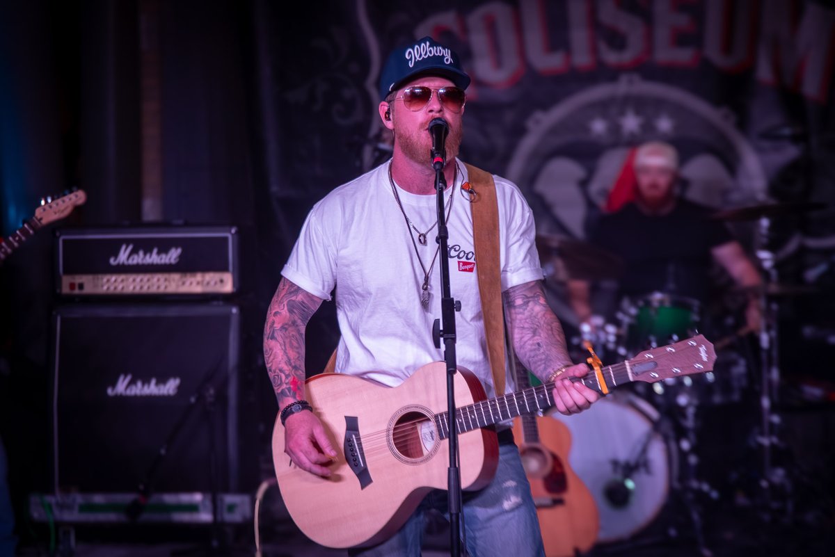 Rock the Coliseum tweet media