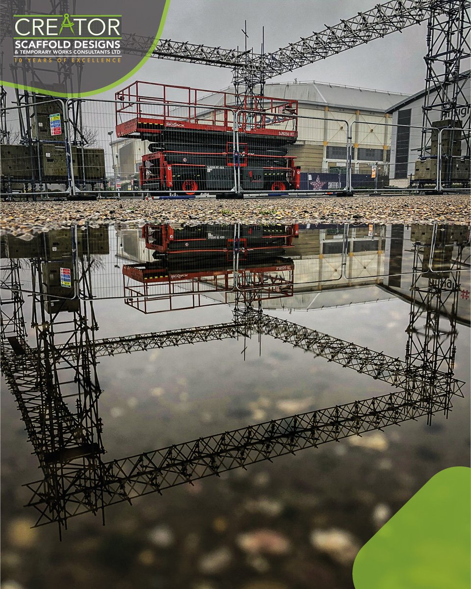 It’s all about perspective

 Sometimes you’ve just got to stop and take it in. This reflection caught our eye on site, a perfect mirror of the structure and a nice reminder of why we do what we do.

📧 Enquiries@CreatorSD.com 

#scaffolding #scaffolding