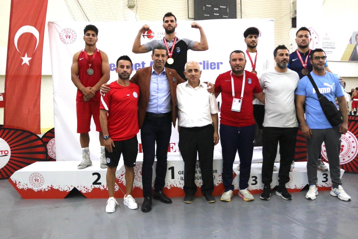 04-10 Ağustos tarihleri arasında Eskişehir'de düzenlenen U23 Erkekler Türkiye Ferdi Boks Şampiyonasında, altyapımızdan yetişen milli sporcumuz Alperen Yılmaz, 75 kg kategorisinde Türkiye ikincisi olmuştur. 👏💪

Sporcumuzu tebrik ediyor, başarılarının devamını diliyoruz.