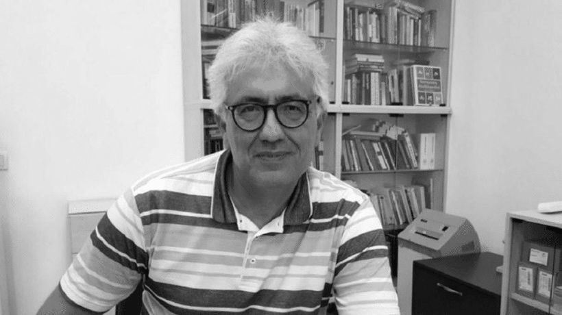 Yaşamını halk sağlığı ve çevre mücadelesine adayan, iyi hekimlik değerleriyle bütünleşmiş mesleki yaşamının yanı sıra aktivist kimliğiyle de hafızalarda yer eden Türk Tabipleri Birliği Halk Sağlığı Kolu Yürütme Kurulu Üyesi Dr. Ahmet Soysal’ı kaybetmenin derin üzüntüsünü