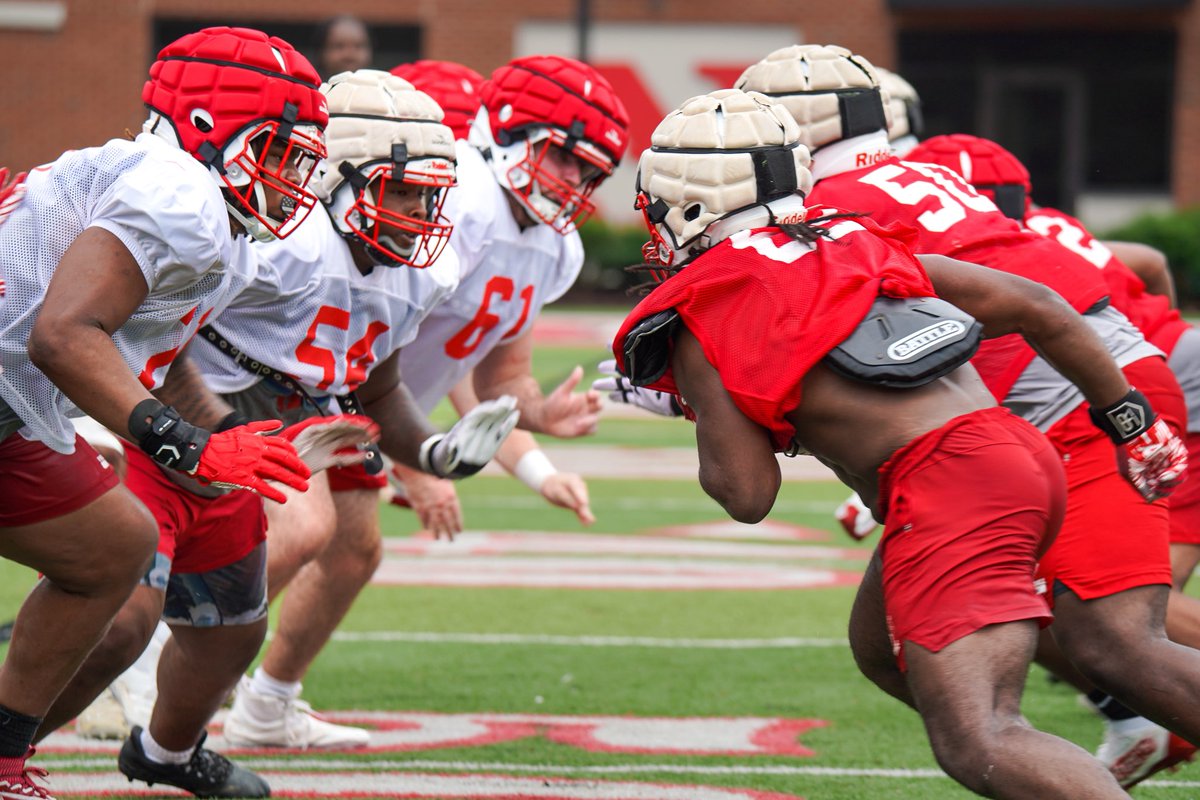 Newberry_FB's tweet photo. 𝐖𝐎𝐊𝐄 𝐔𝐏 &amp; 𝐂𝐎𝐌𝐏𝐄𝐓𝐄𝐃‼️
#WeAreOne | #getNorgetOUT🐺 https://t.co/U1RetDoXtq