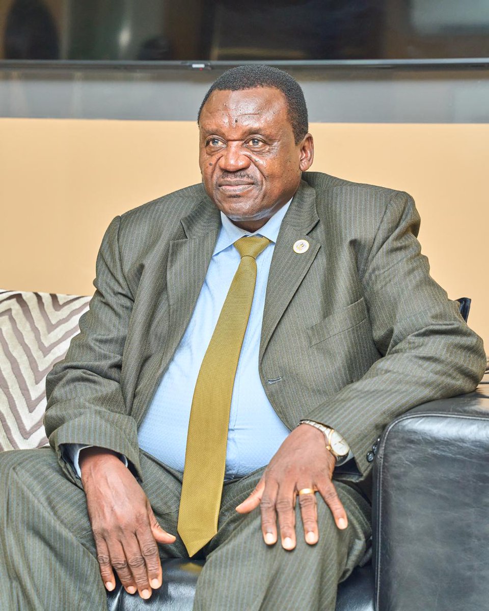 Office of VP & Chair of Econ. Cluster, S. Sudan (@vpsouthsudan) on Twitter photo ๐๐ฎ๐ ๐ฎ๐ฌ๐ญ ๐๐ | ๐๐ฎ๐๐, ๐๐จ๐ฎ๐ญ๐ก ๐๐ฎ๐๐๐ง
Vice President Dr. Benjamin Bol Mel has called attention to the urgent upgrading of Jubaโs key roads - a priority he advanced today in a meeting with the National Minister of Roads and Bridges, Simon Mijok Mijak, and the ๐๐ฎ๐ ๐ฎ๐ฌ๐ญ ๐๐ | ๐๐ฎ๐๐, ๐๐จ๐ฎ๐ญ๐ก ๐๐ฎ๐๐๐ง
Vice President Dr. Benjamin Bol Mel has called attention to the urgent upgrading of Jubaโs key roads - a priority he advanced today in a meeting with the National Minister of Roads and Bridges, Simon Mijok Mijak, and the