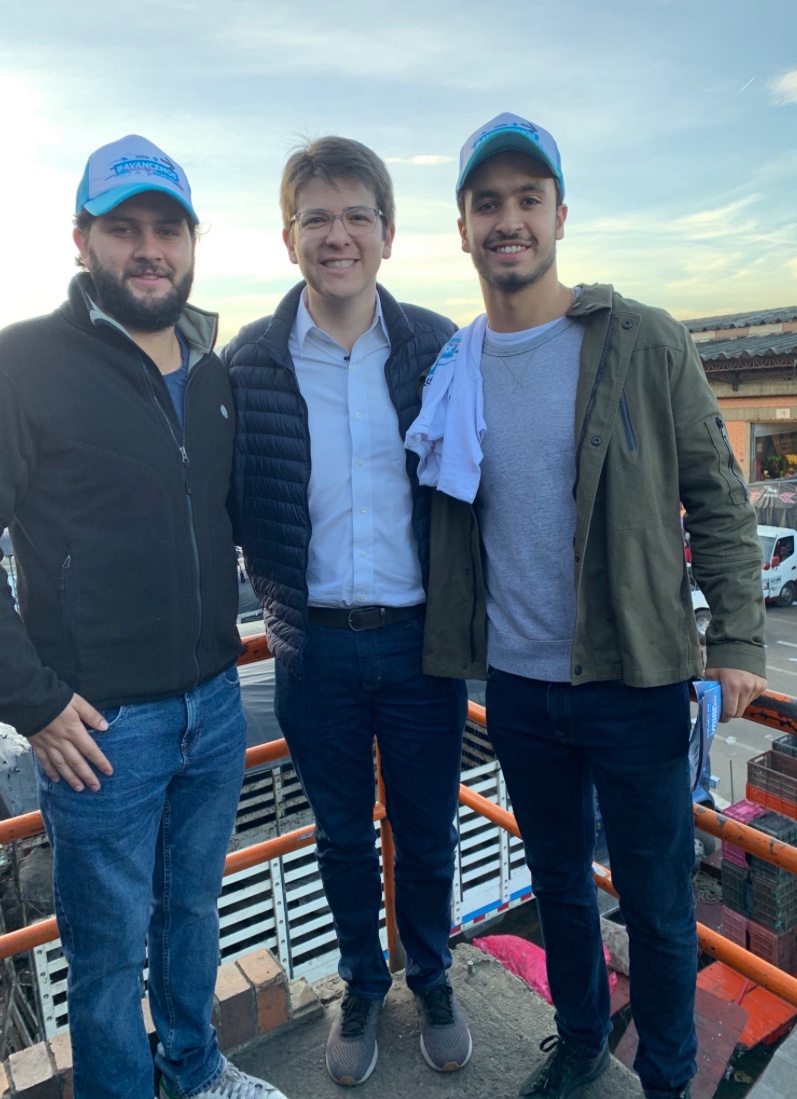 El ataque a Miguel fue tan triste, como inesperado. Fue víctima de querer luchar en contra la violencia estructural de este país. 

Ahora más que nunca toca ser más vehemente con el manejo de este país y a donde lo están llevando.

Su muerte no puede quedar en vano.