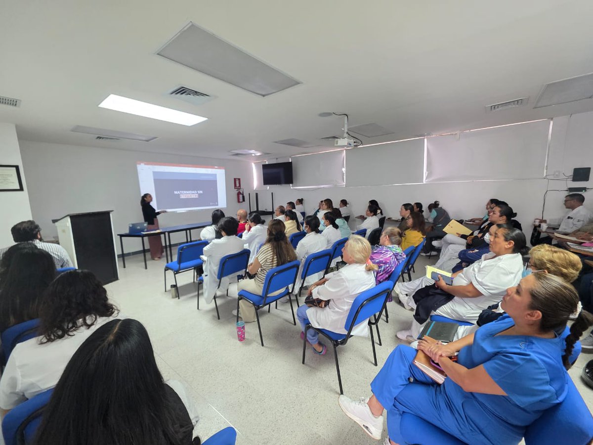 CapasitsQRO's tweet photo. 🩺 #Querétaro refuerza la atención digna y sin discriminación a personas con #VIH.
E el Hospital General de Cadereyta, la Coordinación Estatal de VIH capacitó a personal médico, enfermería y trabajo social en atención integral, prevención del estigma y coordinación con #CAPASITS https://t.co/wTMAuMormv