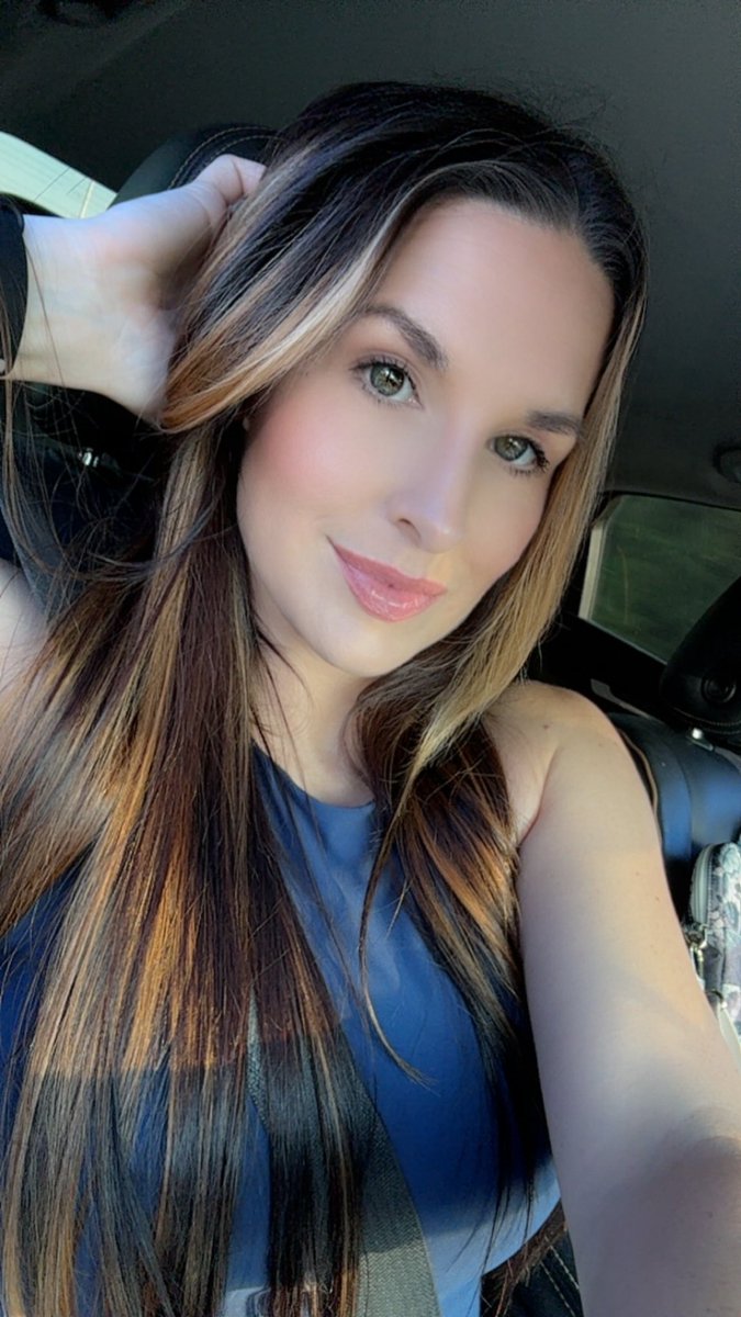 dimples_13_85's tweet photo. Please don’t forget to cast your free daily vote!! Click on the link to submit it and then share away!!! We are getting closer to the end of the contest!!

https://t.co/EoJsqurw4Z

#maxim #maximcovergirl #maximmagazine https://t.co/6PQ2VGY4R6