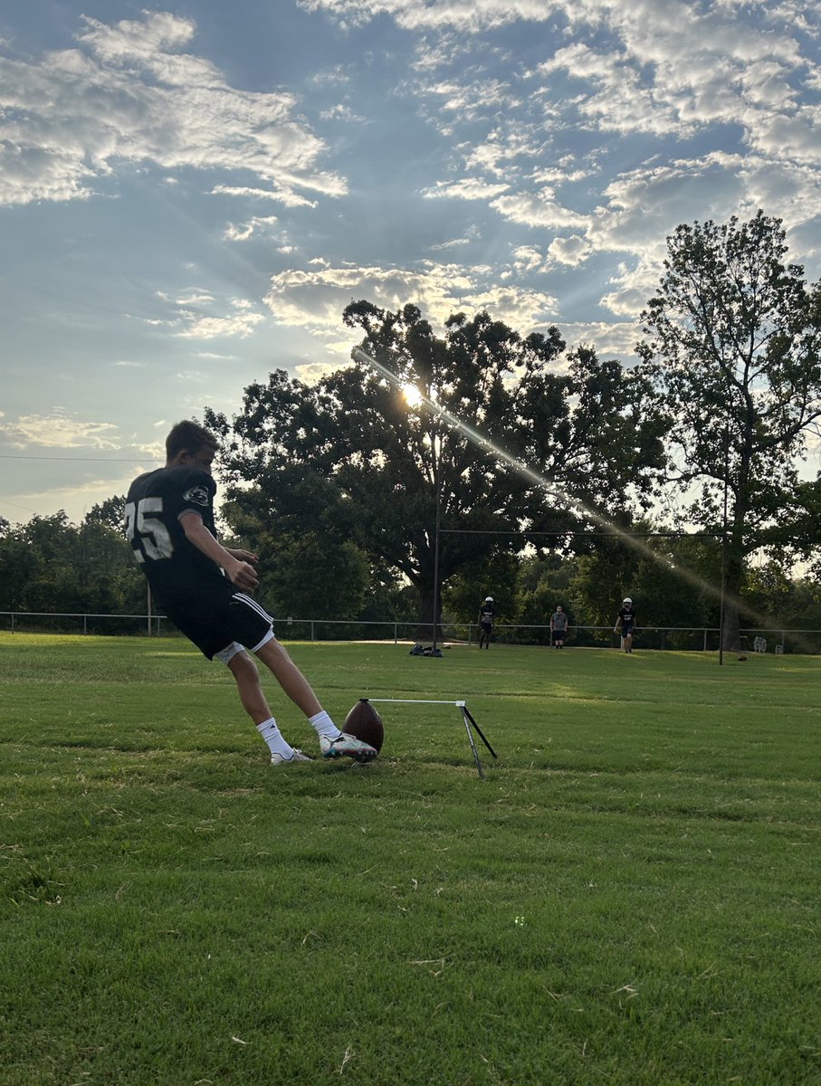 LeopardsFB's tweet photo. Last summer practice. School starts tomorrow! #LeopardPRIDE https://t.co/J4tNXda4Pc