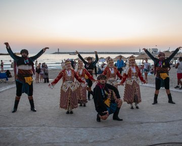 İzleyenleri Büyüleyen Performans